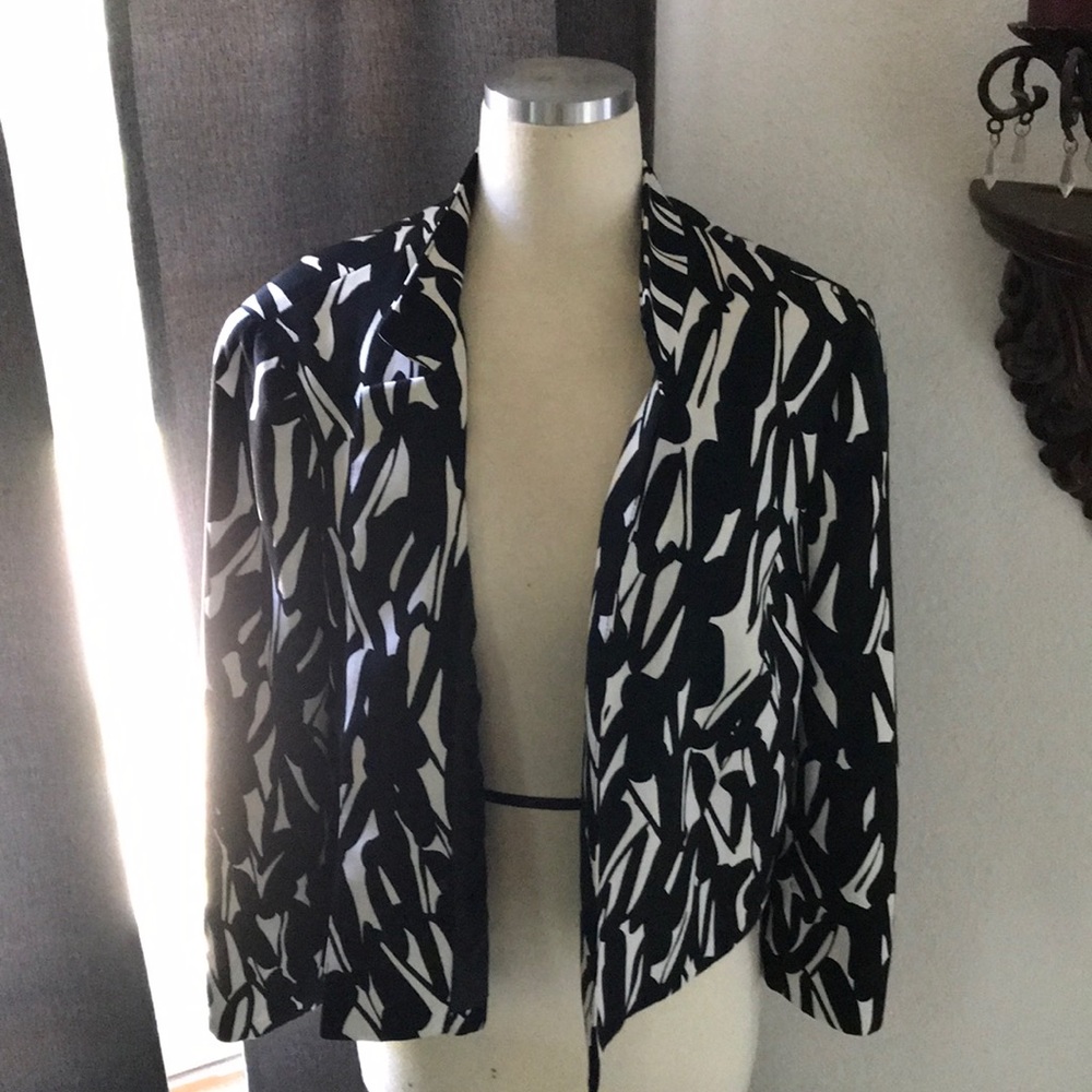 Patterned blazer